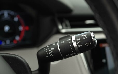 Land Rover Range Rover Velar I, 2018 год, 4 987 500 рублей, 13 фотография