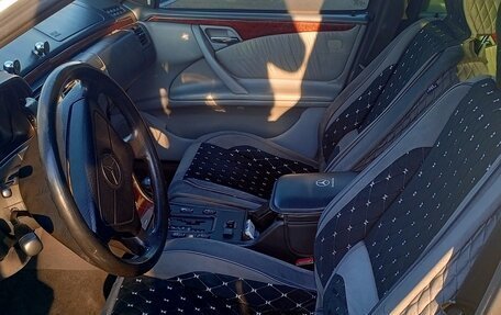 Mercedes-Benz E-Класс, 1997 год, 750 000 рублей, 5 фотография