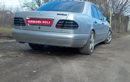 Mercedes-Benz E-Класс, 1997 год, 750 000 рублей, 10 фотография