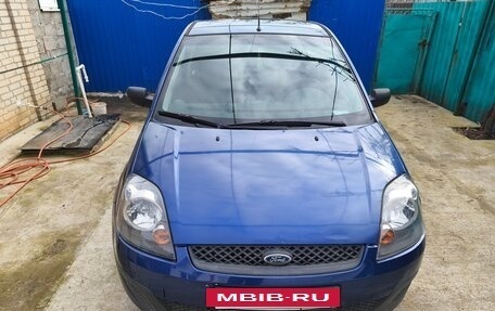Ford Fiesta, 2006 год, 365 000 рублей, 2 фотография