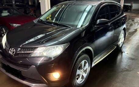Toyota RAV4, 2015 год, 2 100 000 рублей, 2 фотография