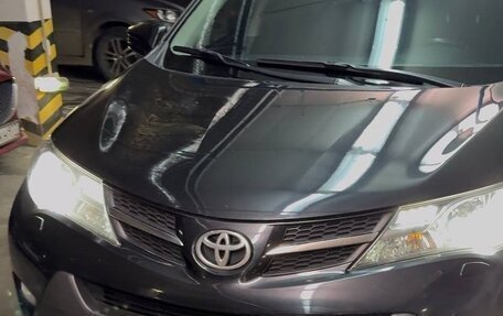 Toyota RAV4, 2015 год, 2 100 000 рублей, 14 фотография