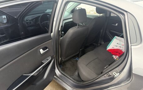 KIA Rio III рестайлинг, 2012 год, 620 000 рублей, 20 фотография