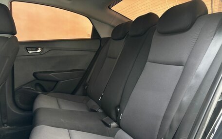 Hyundai Solaris II рестайлинг, 2021 год, 1 785 000 рублей, 15 фотография