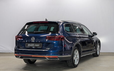 Volkswagen Passat B8 рестайлинг, 2019 год, 3 500 000 рублей, 5 фотография