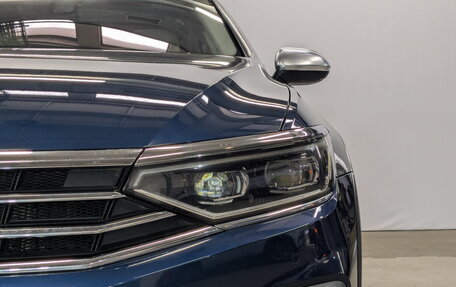 Volkswagen Passat B8 рестайлинг, 2019 год, 3 500 000 рублей, 18 фотография