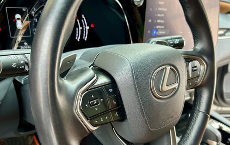 Lexus RX IV рестайлинг, 2023 год, 7 300 000 рублей, 17 фотография