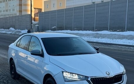 Skoda Rapid II, 2021 год, 900 000 рублей, 3 фотография