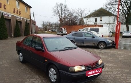 Nissan Primera II рестайлинг, 1995 год, 45 000 рублей, 2 фотография