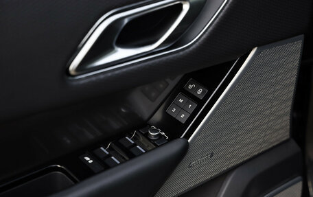 Land Rover Range Rover Velar I, 2017 год, 3 400 000 рублей, 26 фотография