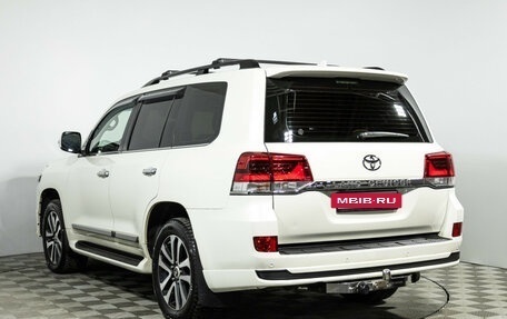 Toyota Land Cruiser 200, 2018 год, 8 300 000 рублей, 7 фотография
