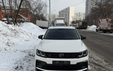 Volkswagen Tiguan II, 2021 год, 3 500 000 рублей, 1 фотография