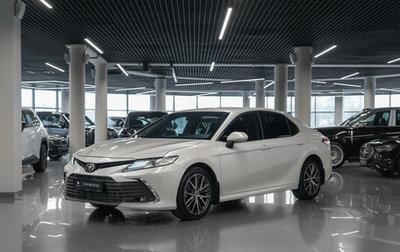 Toyota Camry, 2021 год, 3 590 000 рублей, 1 фотография