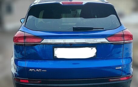 Geely Atlas, 2021 год, 2 500 000 рублей, 2 фотография