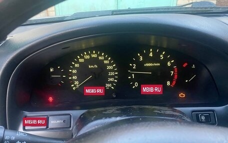 Nissan Maxima IV, 2000 год, 400 000 рублей, 5 фотография