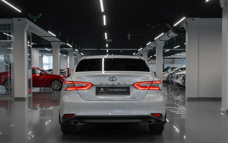 Toyota Camry, 2021 год, 3 590 000 рублей, 6 фотография