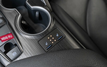 Toyota Camry, 2021 год, 3 590 000 рублей, 22 фотография