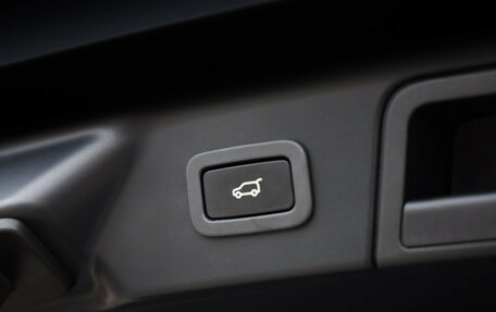 Land Rover Range Rover Velar I, 2019 год, 5 500 000 рублей, 36 фотография