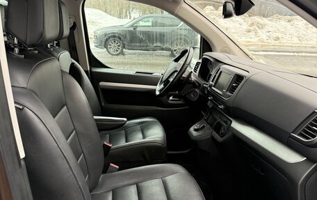 Peugeot Traveller I, 2017 год, 3 000 000 рублей, 8 фотография