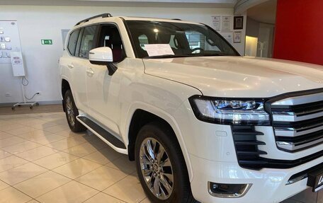 Toyota Land Cruiser, 2022 год, 12 300 000 рублей, 3 фотография