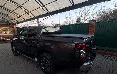 Mitsubishi L200 IV рестайлинг, 2020 год, 3 250 000 рублей, 3 фотография