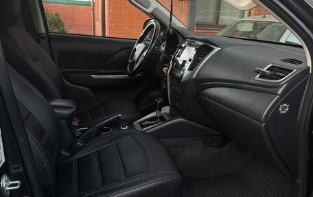 Mitsubishi L200 IV рестайлинг, 2020 год, 3 250 000 рублей, 10 фотография