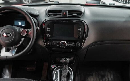 KIA Soul II рестайлинг, 2018 год, 1 290 000 рублей, 7 фотография