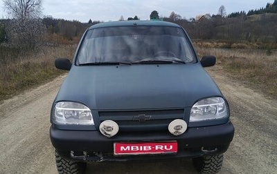Chevrolet Niva I рестайлинг, 2004 год, 340 000 рублей, 1 фотография