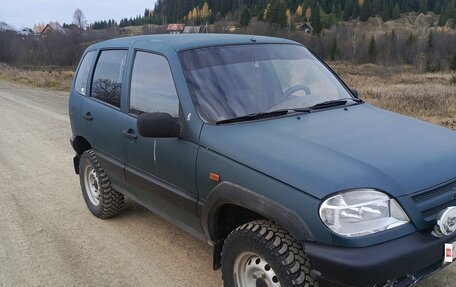 Chevrolet Niva I рестайлинг, 2004 год, 340 000 рублей, 3 фотография