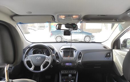 Hyundai ix35 I рестайлинг, 2015 год, 1 800 000 рублей, 4 фотография