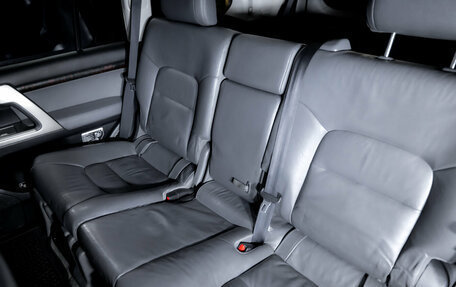 Toyota Land Cruiser 200, 2010 год, 2 550 000 рублей, 31 фотография