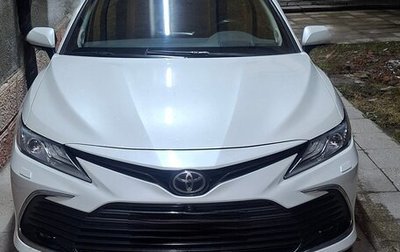 Toyota Camry, 2021 год, 2 990 000 рублей, 1 фотография