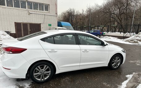 Hyundai Elantra VI рестайлинг, 2016 год, 1 490 000 рублей, 6 фотография