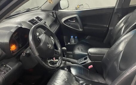 Toyota RAV4, 2011 год, 1 180 000 рублей, 2 фотография