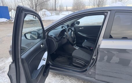 Hyundai Solaris II рестайлинг, 2013 год, 630 000 рублей, 10 фотография