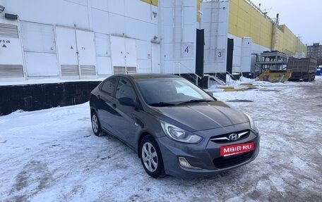 Hyundai Solaris II рестайлинг, 2013 год, 630 000 рублей, 7 фотография