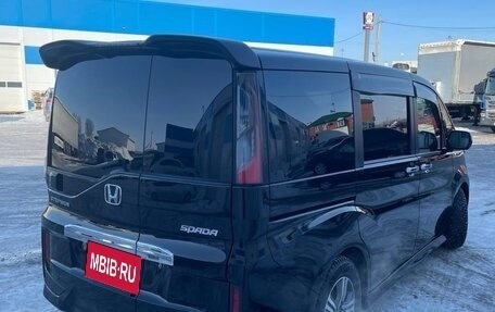 Honda Stepwgn IV, 2016 год, 1 950 000 рублей, 9 фотография