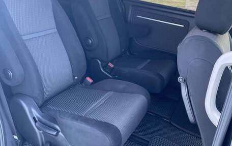 Honda Stepwgn IV, 2016 год, 1 950 000 рублей, 15 фотография