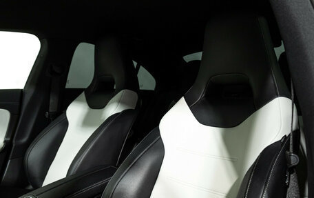 Mercedes-Benz CLA, 2021 год, 2 990 000 рублей, 15 фотография