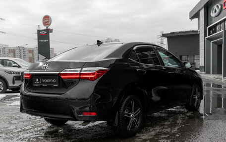 Toyota Corolla, 2017 год, 1 945 000 рублей, 5 фотография