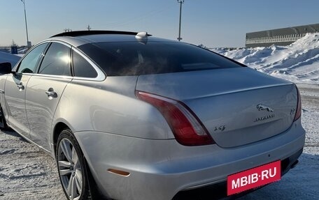 Jaguar XJ IV (X351), 2016 год, 2 810 000 рублей, 3 фотография