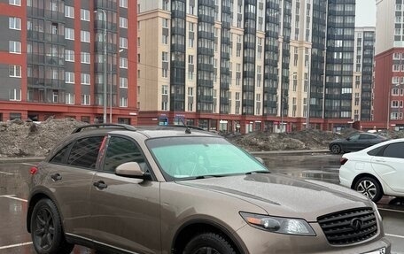 Infiniti FX I, 2005 год, 650 000 рублей, 3 фотография