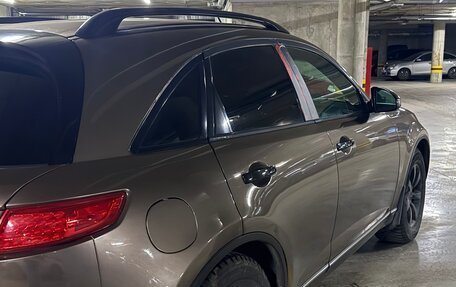 Infiniti FX I, 2005 год, 650 000 рублей, 13 фотография