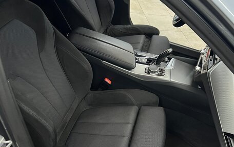 BMW 5 серия, 2017 год, 2 750 000 рублей, 13 фотография