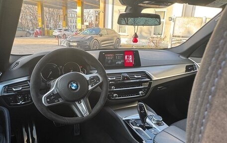 BMW 5 серия, 2017 год, 2 750 000 рублей, 4 фотография