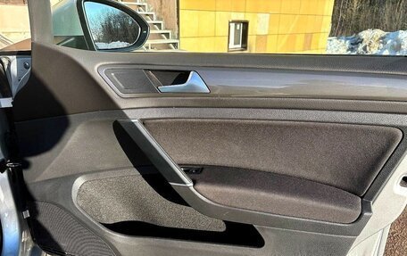 Volkswagen Golf VII, 2018 год, 1 750 000 рублей, 7 фотография