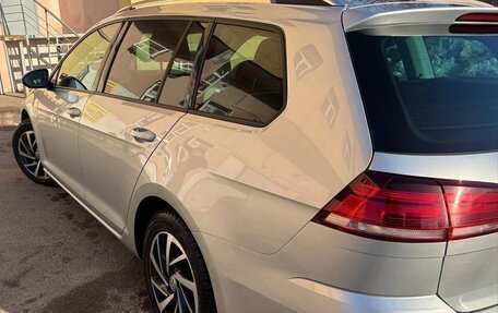 Volkswagen Golf VII, 2018 год, 1 750 000 рублей, 3 фотография