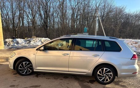 Volkswagen Golf VII, 2018 год, 1 750 000 рублей, 6 фотография