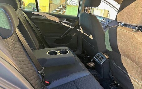 Volkswagen Golf VII, 2018 год, 1 750 000 рублей, 11 фотография