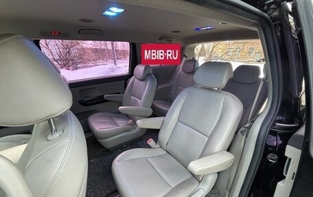 KIA Carnival III, 2017 год, 2 200 000 рублей, 12 фотография